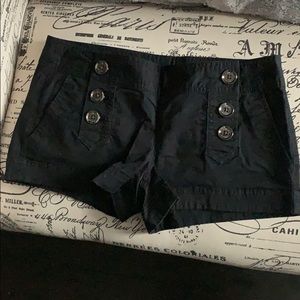 Express Shorts Sz. 4